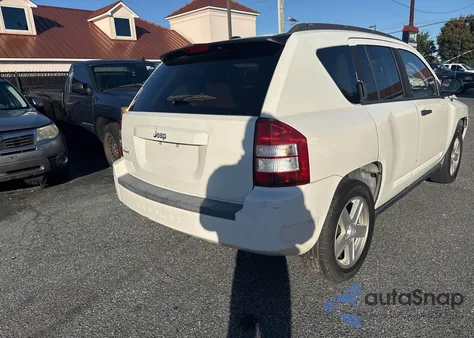 2007 Jeep Compass Sport из США, поврежденный, VIN 1J8FF47W67D179764